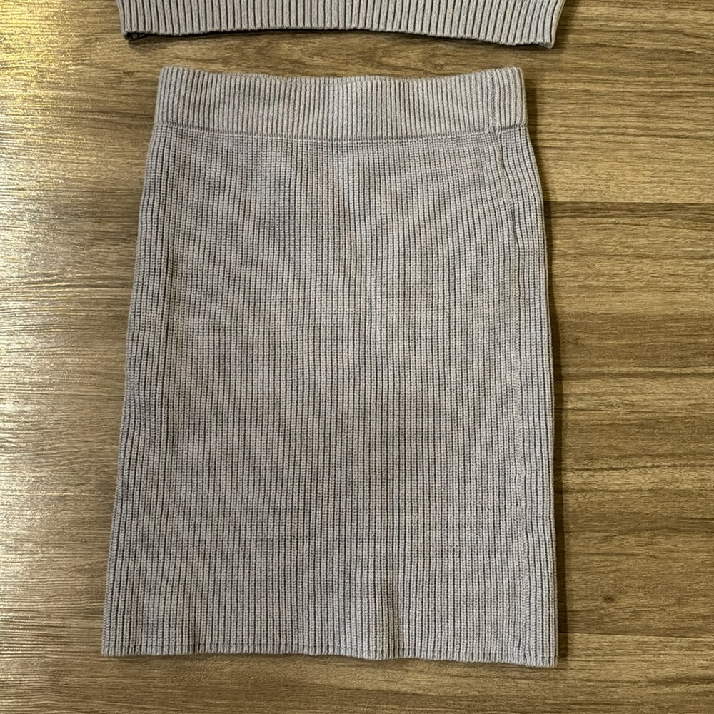Lulus Sweater Set - Picture 7 of 8